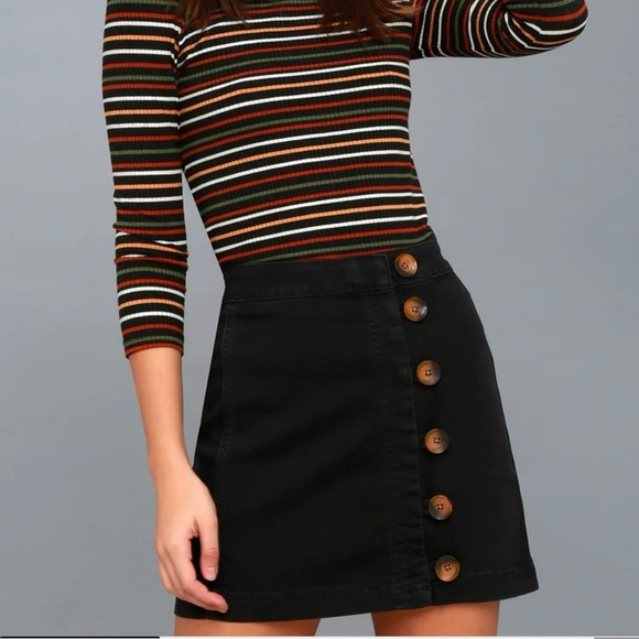 FREE PEOPLE Black Button-Front Mini Skirt Size 0 - Picture 1 of 7